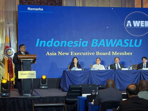 Ketua Bawaslu Rahmat Bagja saat hadir dalam rangkaian 7th A-WEB General Assembly yang diselenggarakan di Manila, Filipina, Rabu (14/10/2026).