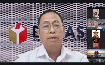Anggota Bawaslu Puadi saat membuka Sosialisasi Manajemen Self-Assessment SPBE dan Keamanan Siber yang diselenggarakan Bawaslu Papua secara daring, Rabu (14/10/2026).