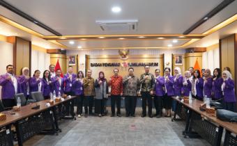 Ketua Bawaslu Rahmat Bagja dalam audiensi akademik dari mahasiswa Program Studi Ilmu Hukum Pascasarjana Universitas Pakuan (Unpak) Bogor di Kantor Bawaslu, Jakarta, Selasa, (6/10/2026).